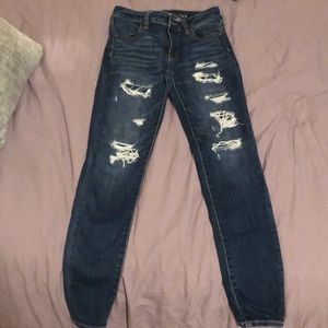 American Eagle Dark Wash ripped Jeans